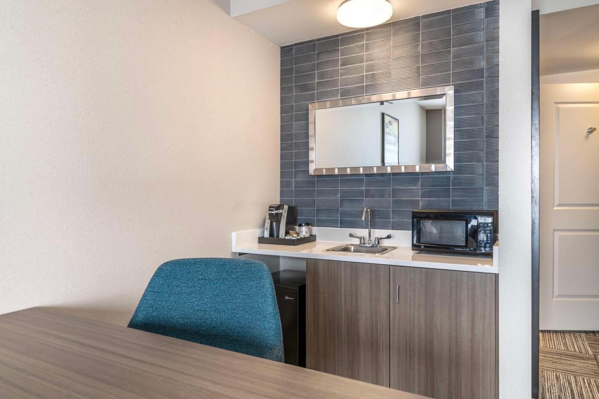 Hilton Garden Inn Albany-Suny Area Exterior photo